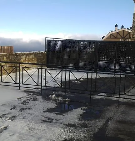 Edificio Serraneu. Sierra Nevada. Granada Апартаменты